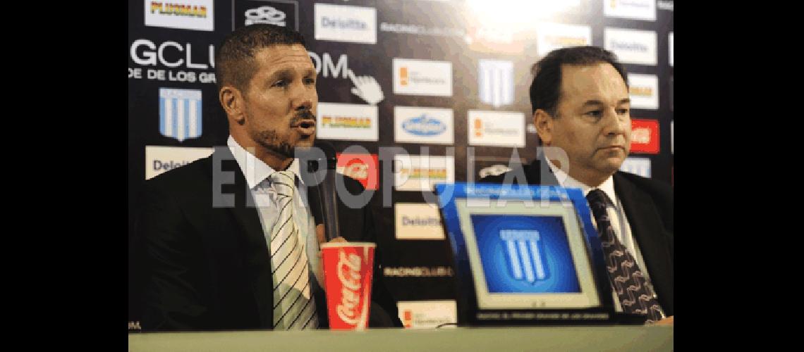 Diego Simeone es DT de Racing lugar al que estaba seguro que iba a volver TÃ©lam 