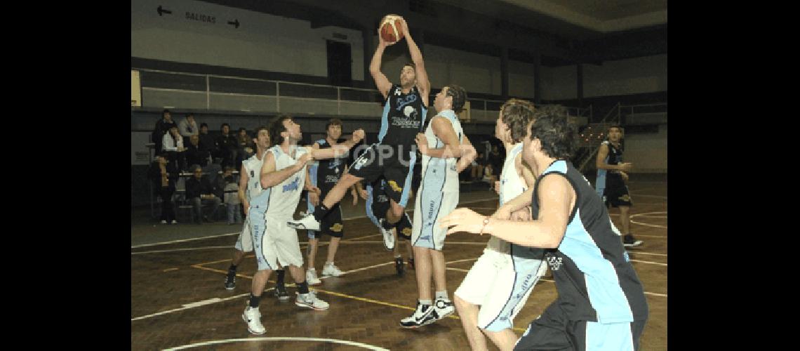 El equipo carbonero consiguiÃ³ anoche el pasaje al cuadrangular final Claudio MartÃ­nez 