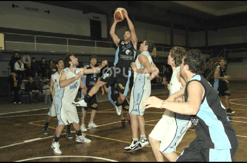 El equipo carbonero consiguiÃ³ anoche el pasaje al cuadrangular final Claudio MartÃ­nez 