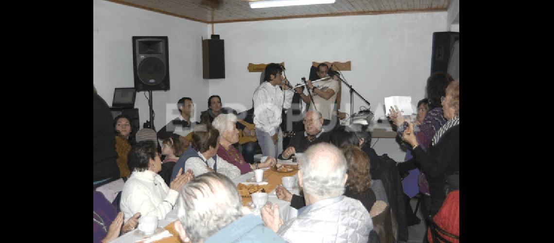 El Centro de Jubilados y Pensionados de General La Madrid realizÃ³ el festejo por su 26Âº aniversario 