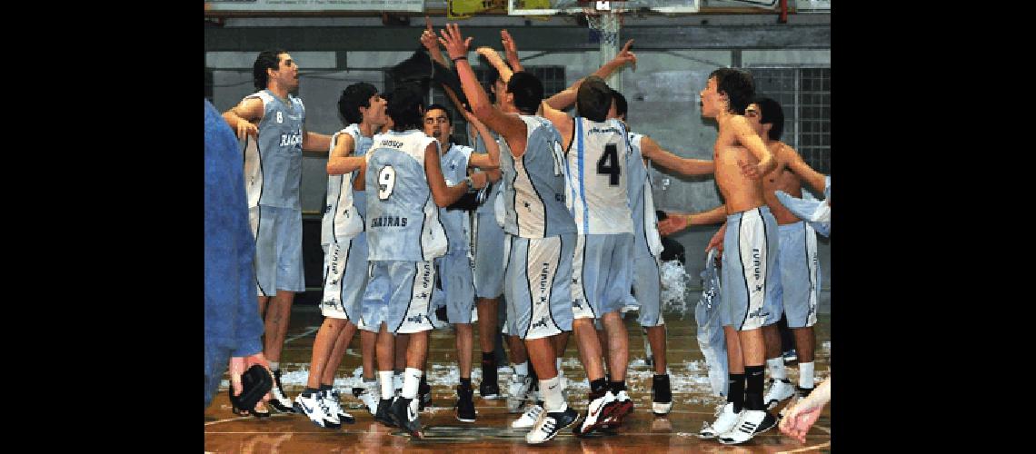 Los Sub 19 de Racing se coronaron campeones ante su clÃsico rival y festejaron en Pueblo Nuevo Lucas Pagano 