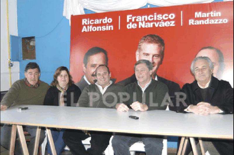 Los referentes de De NarvÃ�ez estuvieron en la ciudad junto a los integrantes del Frente Todos por La Madrid 