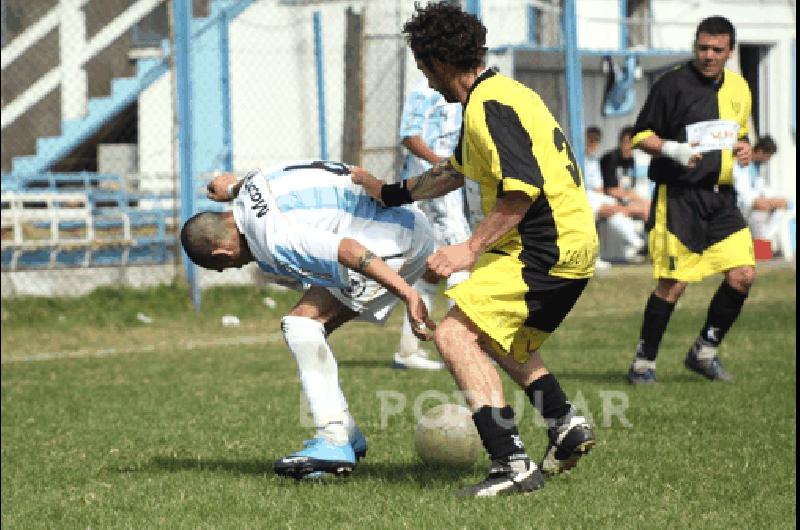 San MartÃ­n le volviÃ³ a ganar a Ferro esta vez en Sierras Bayas Archivo 