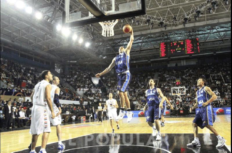 En Mar del Plata el seleccionado con todas sus figuras no tuvo problemas en su debut ante los guaranÃ­es y ganÃ³ 84-52 DyN 