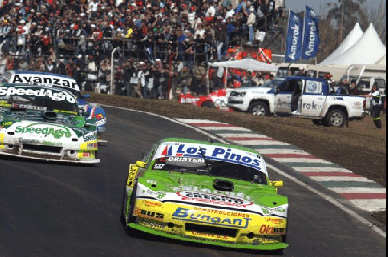 AgustÃ­n Herrera terminÃ³ el domingo entre los principales protagonistas del TC Pista en ParanÃ� Con la Chevy de Trotta Racing va por mÃ�s de local Gentileza DarÃ­o Gallardo 