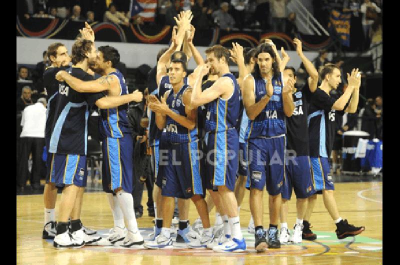 El plantel argentino culminÃ³ invicto la primera parte del certamen clasificatorio de los Juegos Londres 2012 TelÃm 