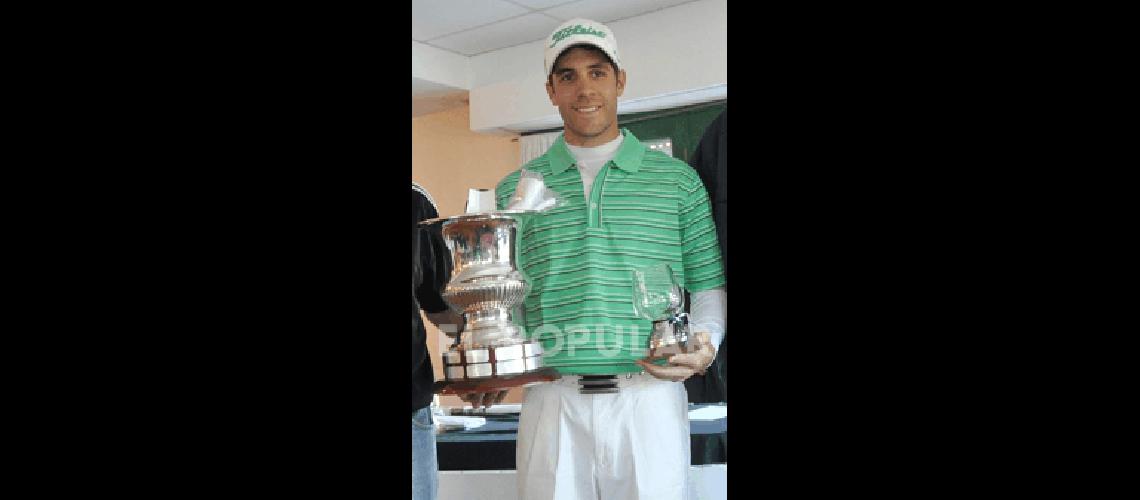 Juan Manuel FernÃndez ganador de la Ãºltima ediciÃ³n Archivo 