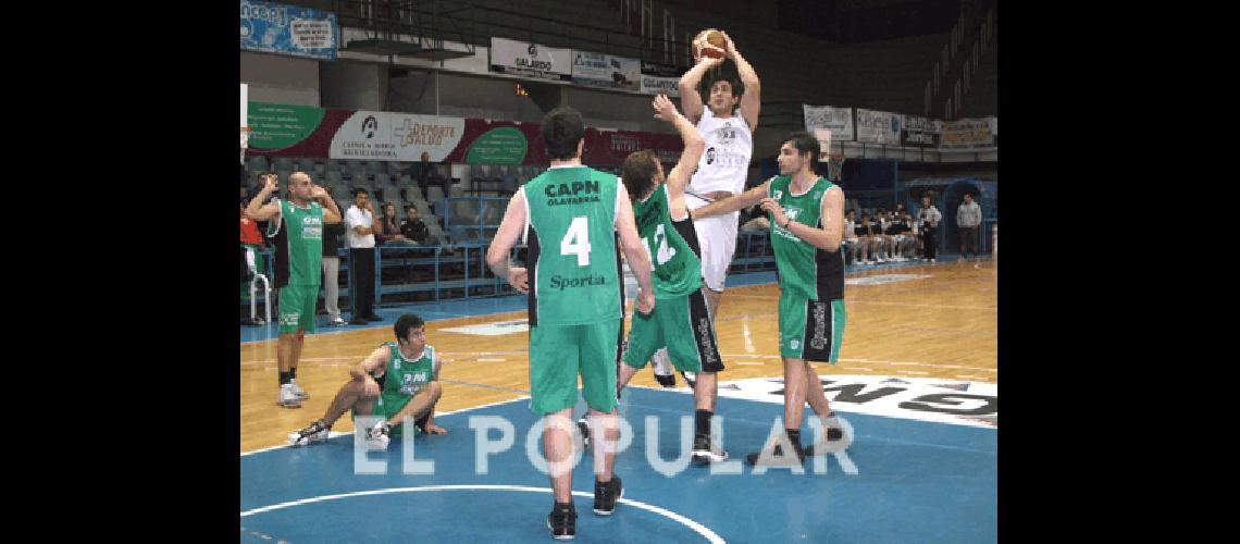 El equipo albinegro se prepara para su debut en el Torneo Federal de BÃsquetbol Archivo 