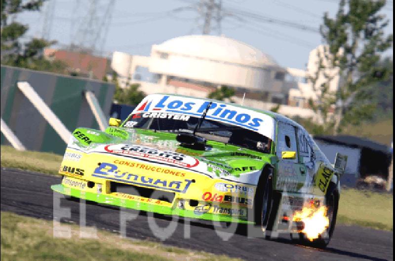 La Chevy de Herrera mostrÃ³ problemas en la caja y luego en el chasis Gentileza DarÃ­o Gallardo 