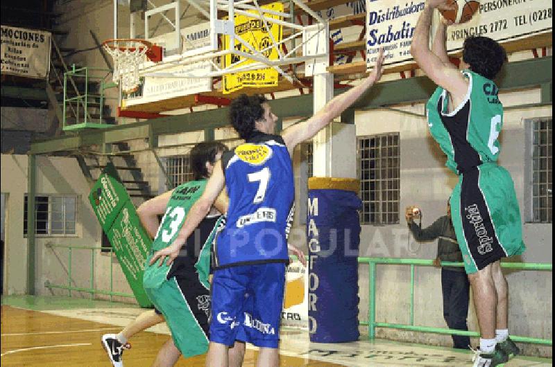 Pueblo Nuevo le ganÃ³ el pasado sÃbado por 69-61 a Villa del Parque de Necochea Claudio MartÃ­nez 