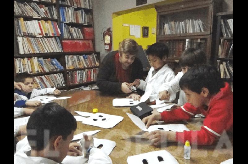 La Biblioteca apuntala la cultura enriqueciendo a alumnos de diferentes escuelas 