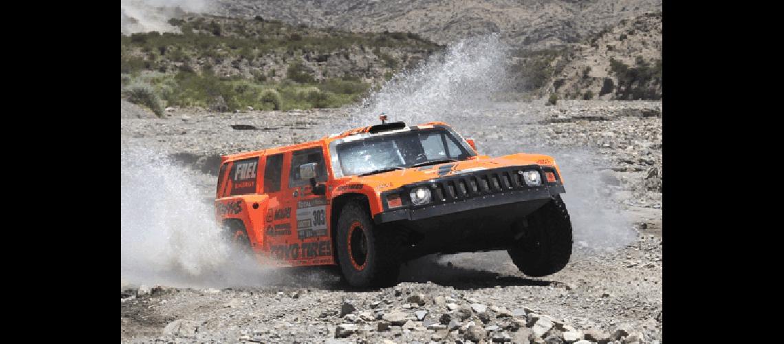 Robby Gordon (Hummer) se mantuvo segundo AFP 