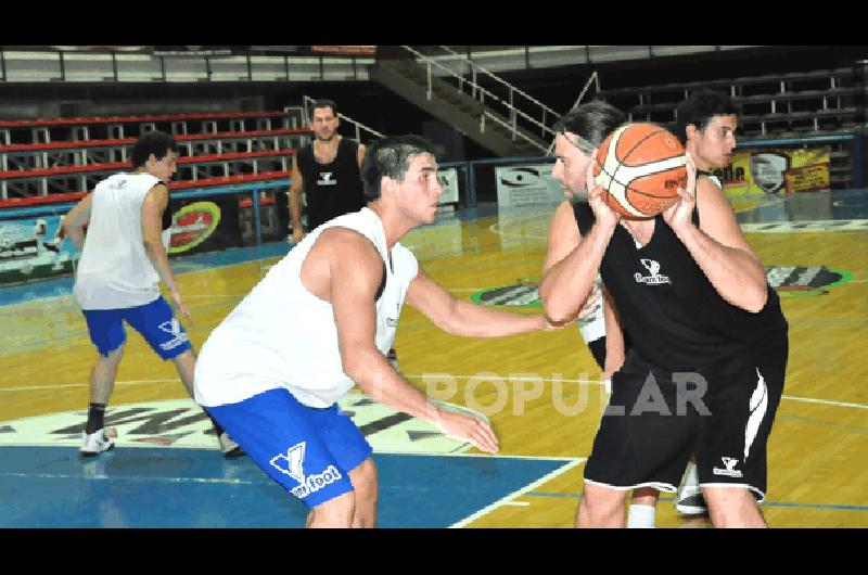 El equipo albinegro se entrenÃ³ ayer por la tarde en el Gran Gimnasio del Parque Carlos Guerrero Marcelo Kehler 