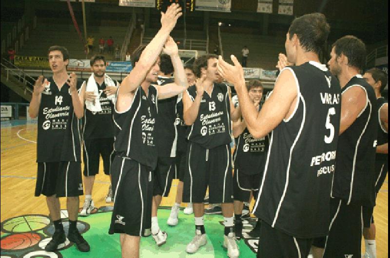 Estudiantes festejÃ³ una gran victoria el pasado viernes ante San MartÃ­n de JunÃ­n 87-61 por la sexta fecha Claudio MartÃ­nez 