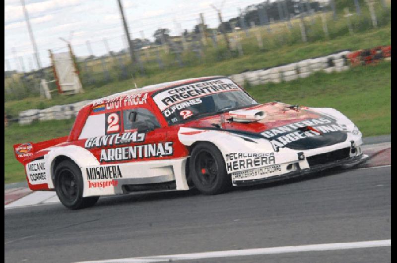 Oscar Fornes acelerÃ³ a fondo el Ford Falcon para dominar en el Turismo Sport del Sudeste Fotos Miguelangel 