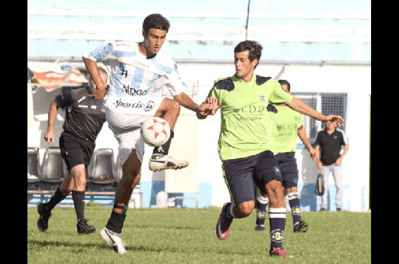 La pelota finalmente volverÃ a rodar Archivo 