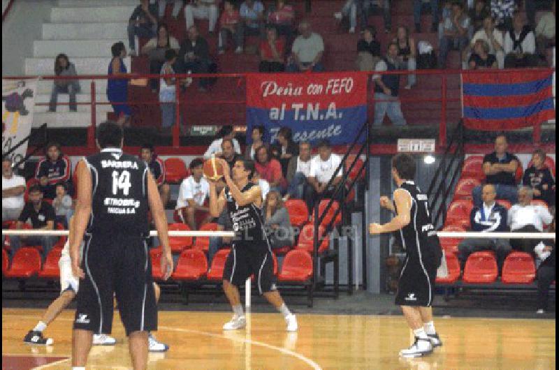 El equipo bataraz cayÃ³ anoche ante los capitalinos en un final muy cerrado Gentileza La RazÃ³n de Chivilcoy 