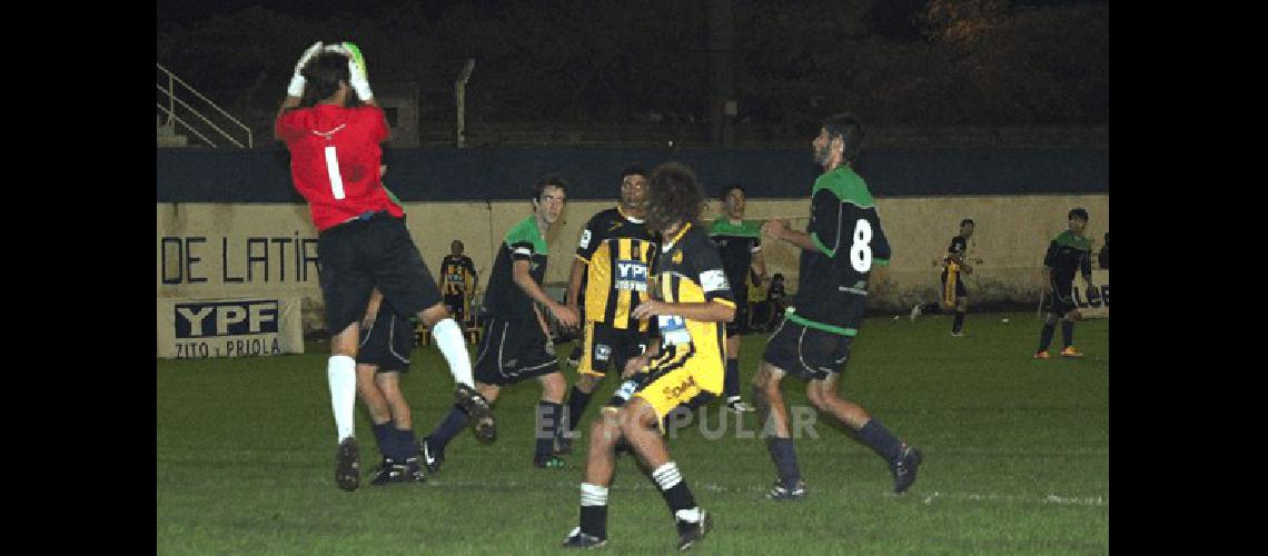 San MartÃ­n le ganÃ³ el miÃ©rcoles a Racing y alcanzÃ³ a Estudiantes Archivo 