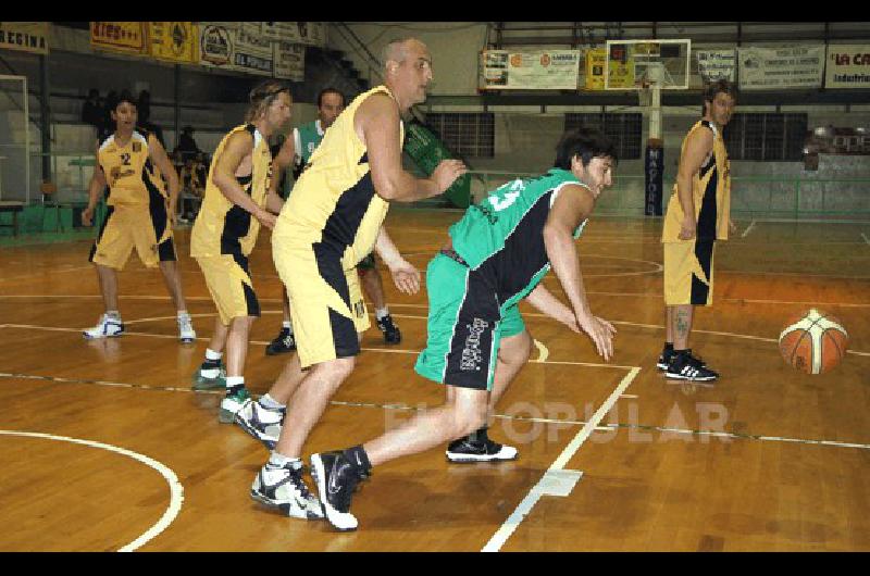 El equipo aurinegro de Sierras Bayas intentarÃ volver al triunfo en el torneo de primera divisiÃ³n Archivo 