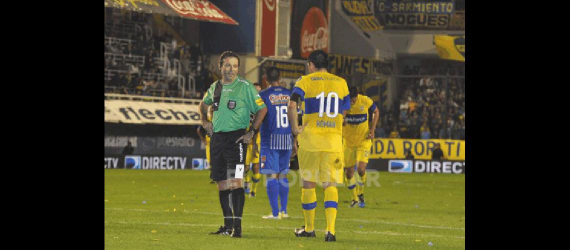 Pompei dialoga con Riquelme fue en medio del partido que el pasado domingo jugaron Boca y Godoy Cruz Carlos RamÃ­rez 