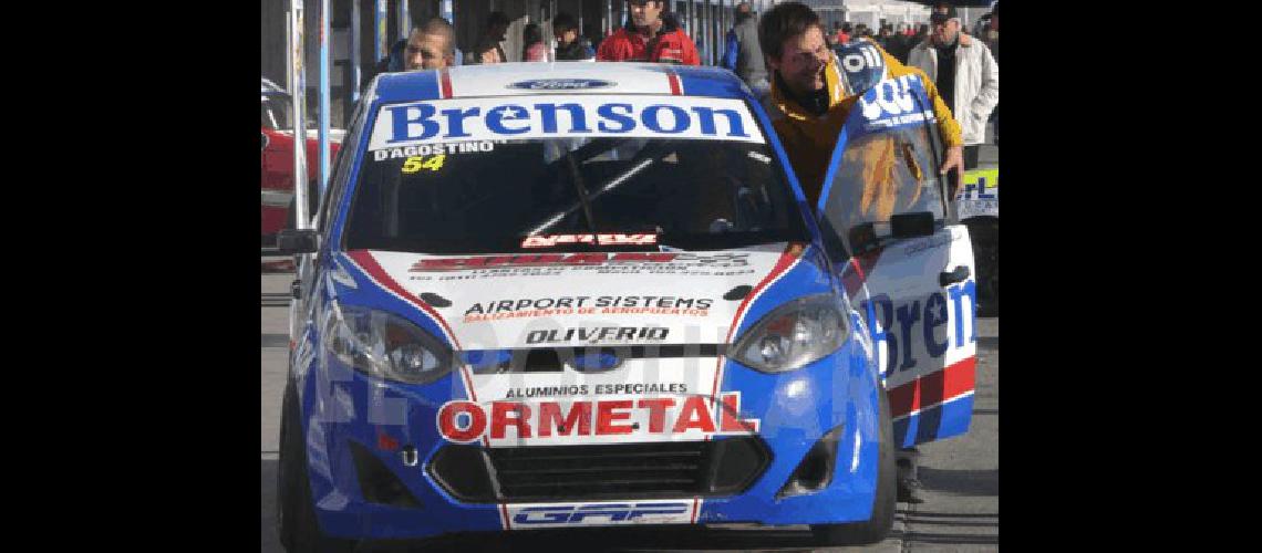 El Ford Fiesta de la Clase 3 en manos de Marcos DAgostino Foto Gentileza R Viscardi 