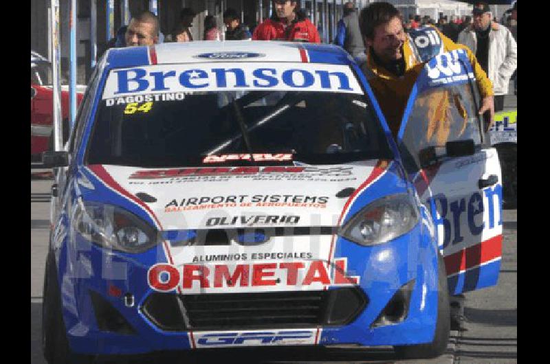 El Ford Fiesta de la Clase 3 en manos de Marcos DAgostino Foto Gentileza R Viscardi 