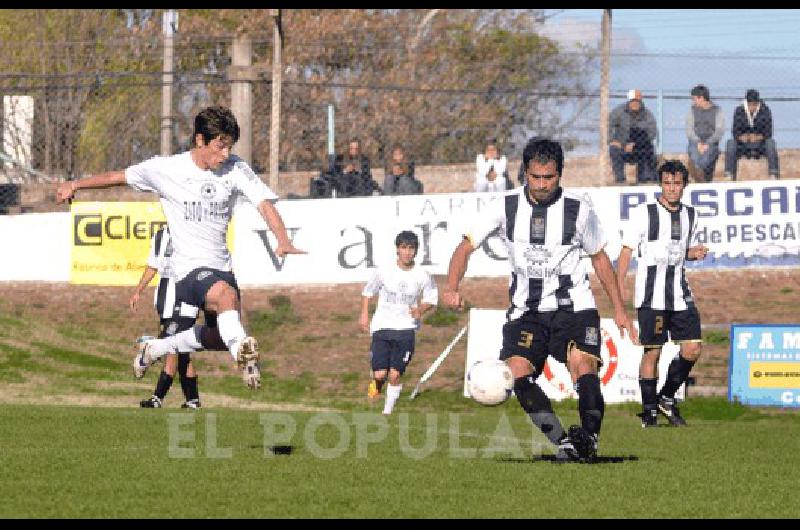 Estudiantes y Racing A Club empataron en un discreto partido jugado en el Parque Carlos Guerrero Carlos RamÃ­rez 