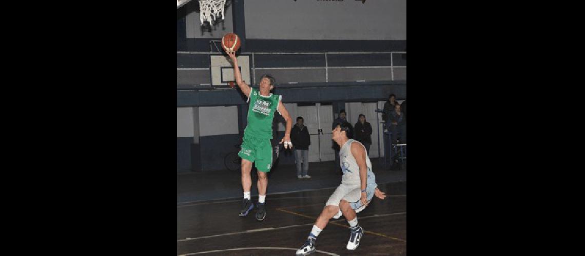 Pueblo Nuevo ganÃ³ anoche en el Parque OlavarrÃ­a y quedÃ³ tercero en la fase regular Carlos RamÃ­rez 