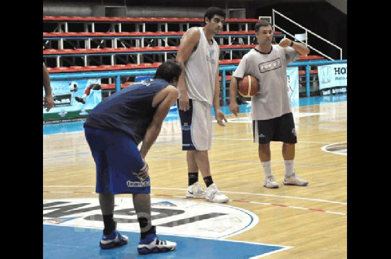 Gerardo Barrera e Irineo Galli estarÃn en el proyecto basquetbolÃ­stico bataraz en el Torneo Federal Archivo 