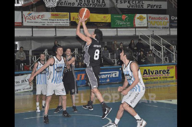 El equipo ferroviario era amplio favorito y anoche lo ratificÃ³ en el Gran Gimnasio Carlos RamÃ­rez 