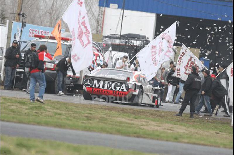 Ronconi alcanzÃ³ su primer triunfo en TC Pista Mouras luego de superar en la Ãºltima curva a Gonzalo Montenegro Prensa ACTC 