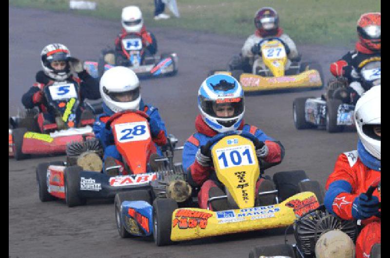 Axel Biscaichipy (101) compartirÃ� el karting con Guillermo Otero Archivo Miguelangel 