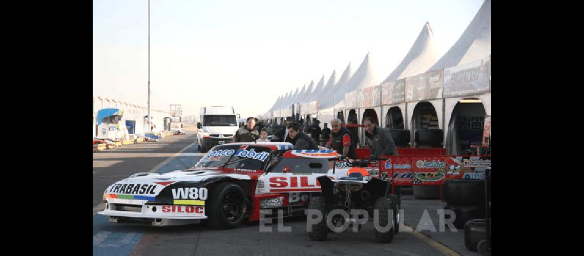 Los equipos del TC ingresaron ayer al AutÃ³dromo hoy salen a pista Fotos Claudio MartÃ­nez 