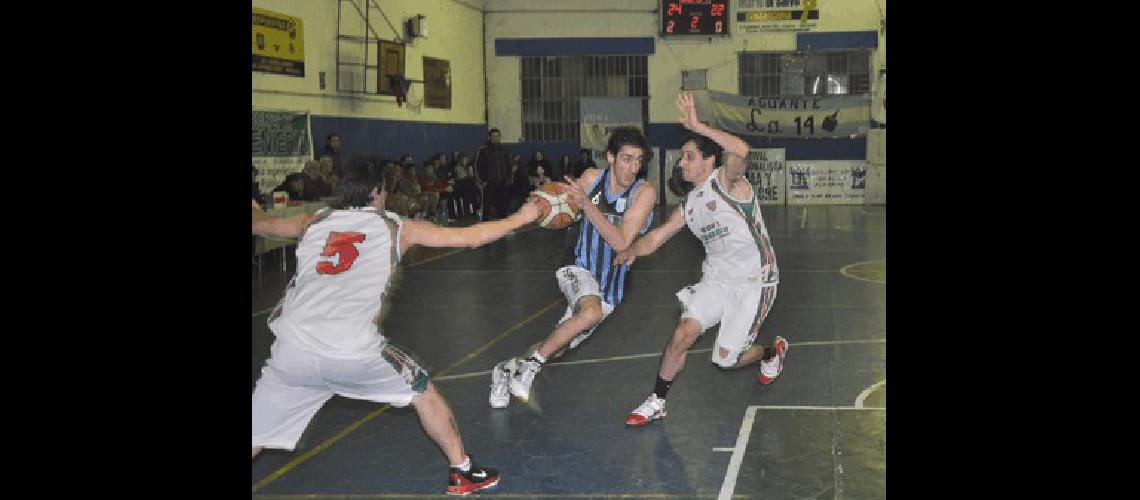 UniÃ³n y Progreso superÃ³ como local a Ferro y estirÃ³ la definiciÃ³n del Apertura Fotos- Claudio MartÃ­nez 