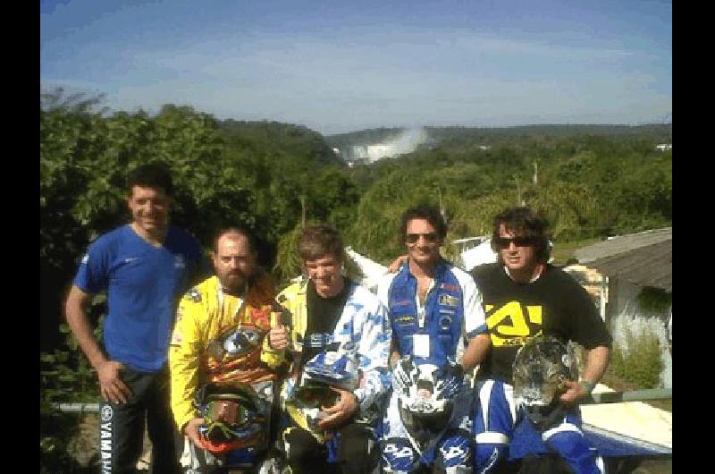 El equipo Yamaha Pergamino con la presencia de Barbery (derecha) presente en el DesafÃ­o Litoral Prensa Gustavo Bassi 