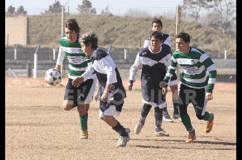 El FortÃ­n ganÃ³ sus dos partidos en la primera fecha del torneo que continuarÃ hoy Enrique Zelaya 