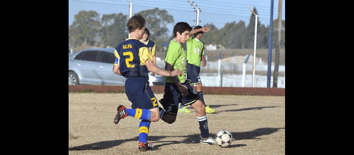 Embajadores y Boca de Coronel SuÃrez empataron 0 a 0 Carlos RamÃ­rez 