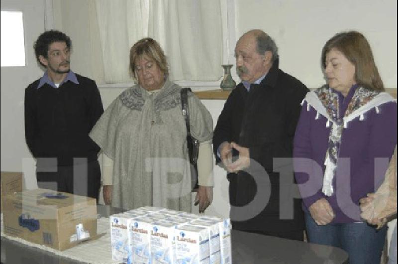 ARBA entregÃ³ alimentos decomisados a la ONG Mater Dei de La Madrid 