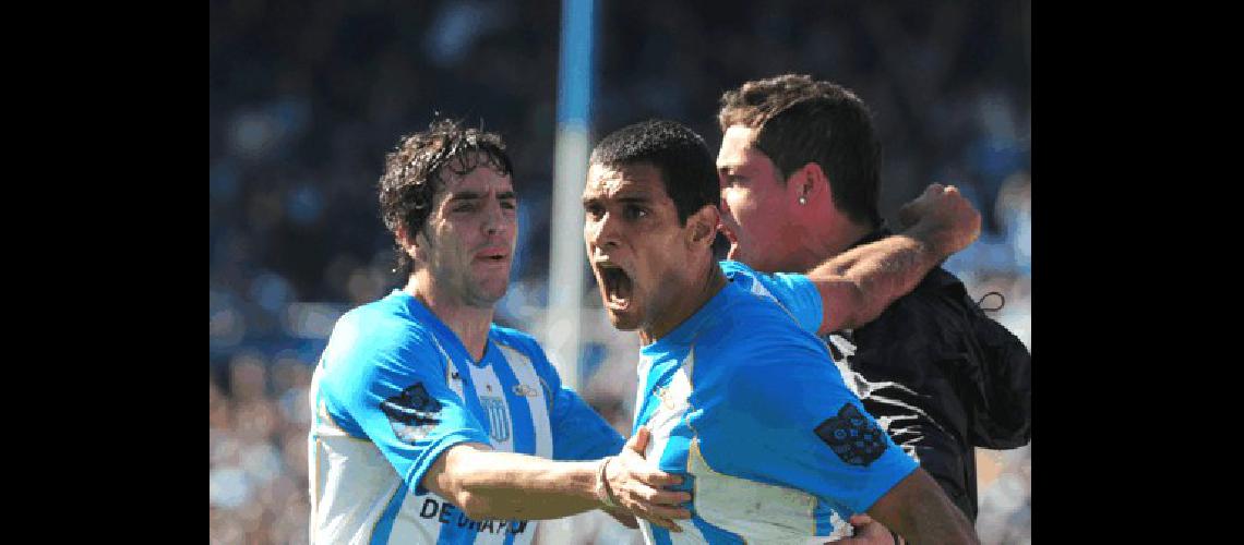 Con dos de Sand el equipo de ZubeldÃ­a venciÃ³ a Independiente y es lÃ­der DyN 