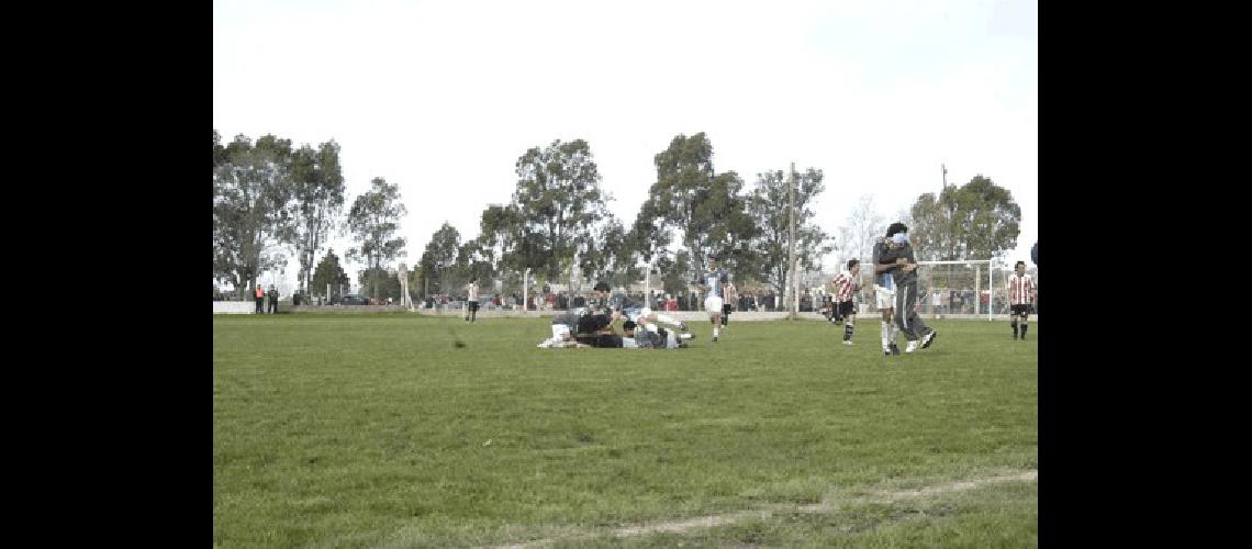 Racing festejÃ³ con locura el gol de Pezet que le dio el triunfo en el superclÃ�sico de La Madrid Agencia 