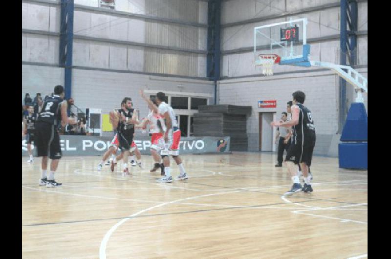 Estudiantes se presentÃ³ anoche en Benito JuÃrez ante Monte Hermoso BÃsquetbol Gentileza El FÃ©nix Digital 