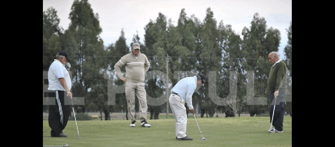 El torneo se jugÃ³ en la modalidad Medal Play a 18 hoyos 