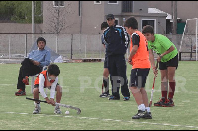 El pasado fin de semana el seleccionado Sub 14 se entrenÃ³ en Estudiantes Enrique Zelaya 