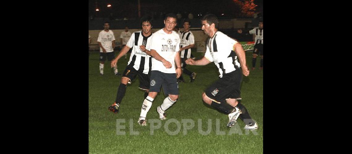 Racing y Estudiantes jugaron el pasado miÃ©rcoles Hoy repetirÃn pero por la final del Apertura Archivo 