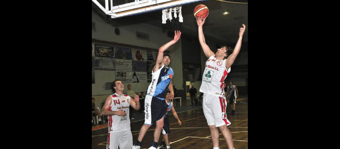 En su segunda presentaciÃ³n el Albo cayÃ³ ante Argentino Junior Archivo 