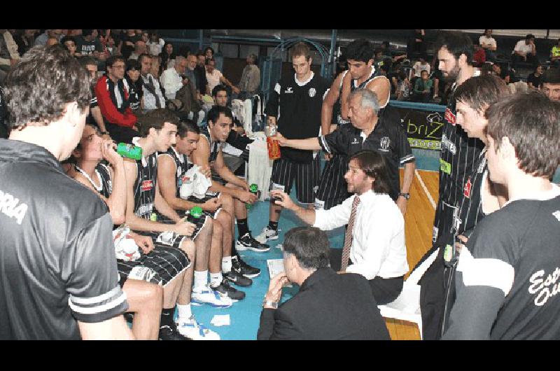 El entrenador bataraz JosÃ© Luis Pisani analizÃ³ el partido que se perdiÃ³ 62-60 el pasado viernes en Tandil Archivo 