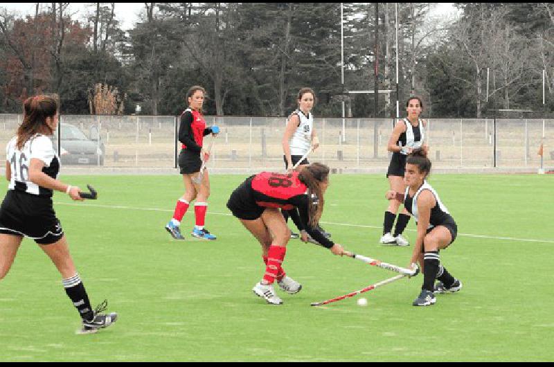 Las damas del club bataraz estuvieron en Tandil disputando las semifinales Archivo 