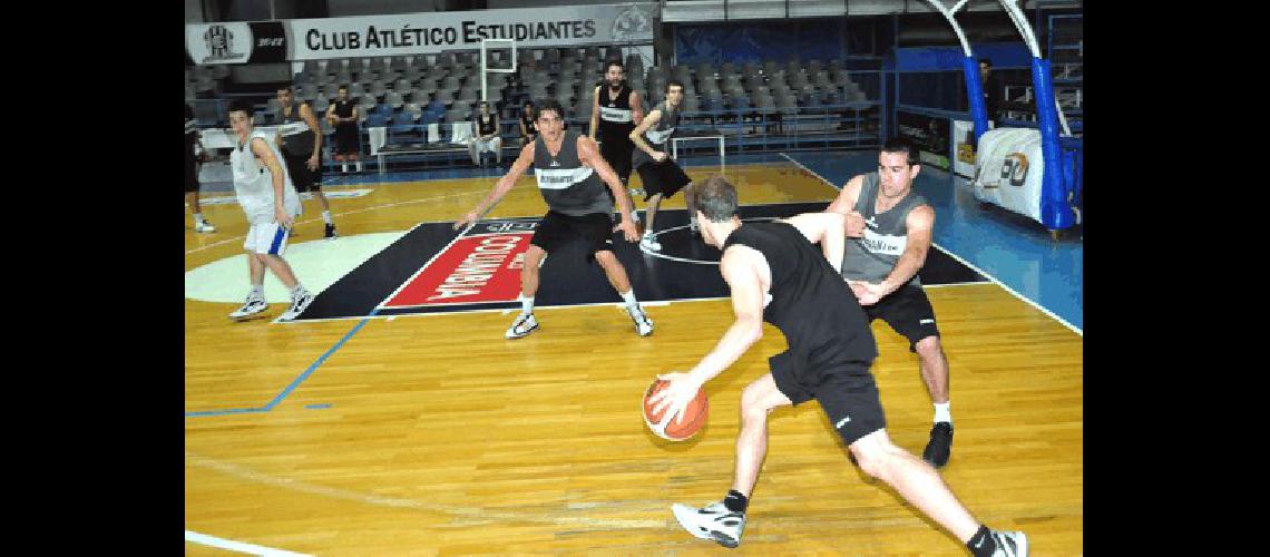 Estudiantes irÃ esta noche por un nuevo triunfo el quinto en el Torneo Federal de BÃsquetbol 20122013 Archivo 