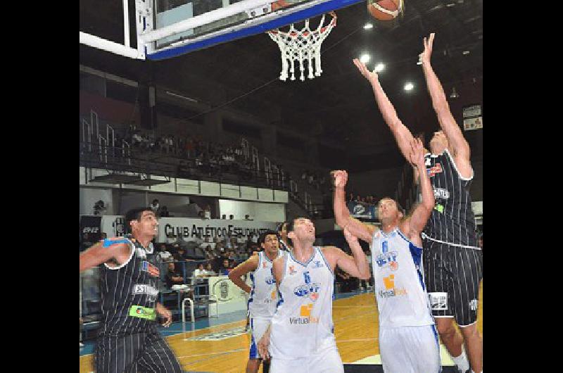 El equipo bataraz rindiÃ³ de menor a mayor y ganÃ³ con mucha comodidad en el Gran Gimnasio Marcelo Kehler 