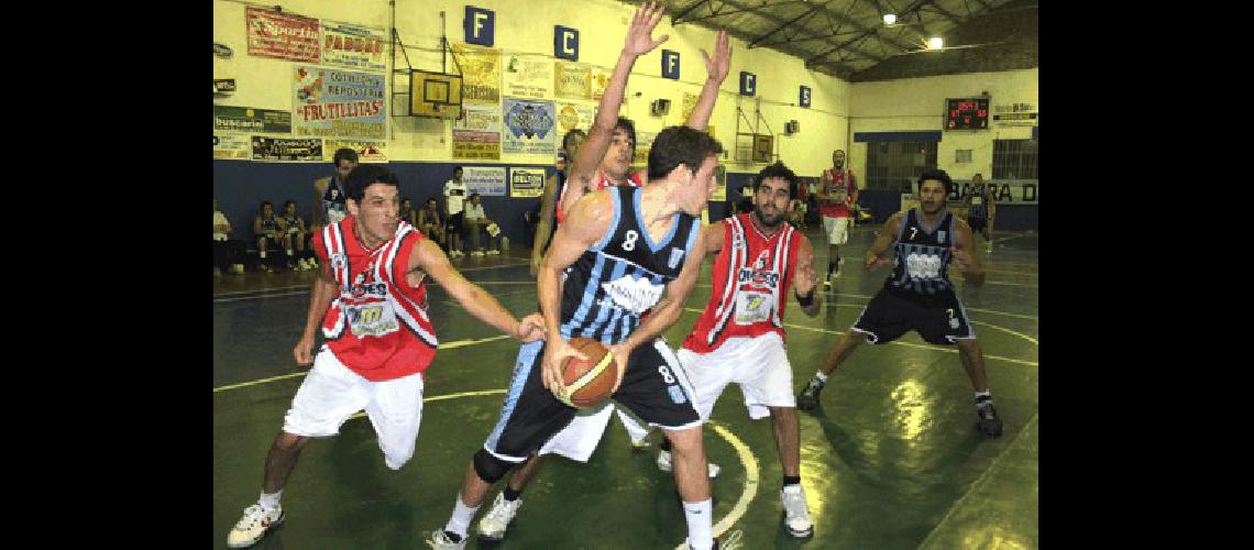 El equipo albiceleste logrÃ³ anoche un triunfo apretadÃ­simo ante Quilmes en el Ricardo De la Vega Claudio MartÃ­nez 